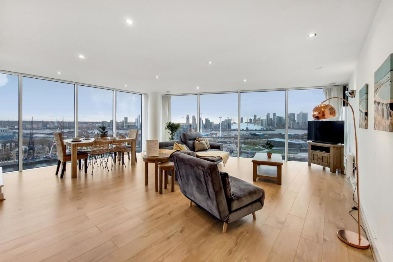 Deluxe Two Bed Apartment With River & City View ロンドン エクステリア 写真